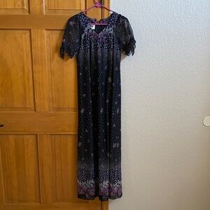 Women’s Vintage 1970’s Black and Purple Floral Maxi Dress